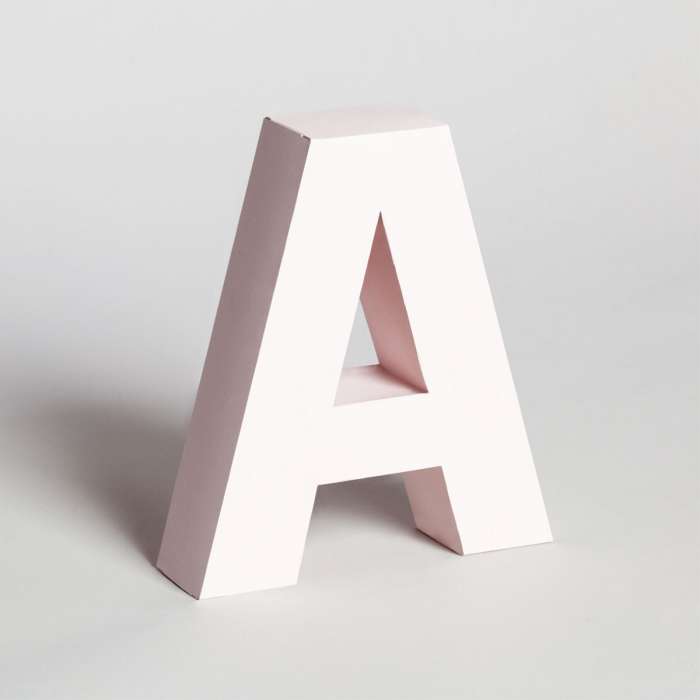 Lettre en 3D en carton à monter soi-même, Rose