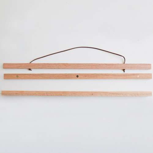 Porte Affiche aimanté en bois. L 50cm