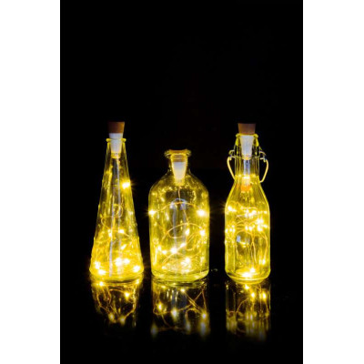 Guirlande lumineuse, bouchon, Recyclez vos bouteilles / ROSE BUNKER
