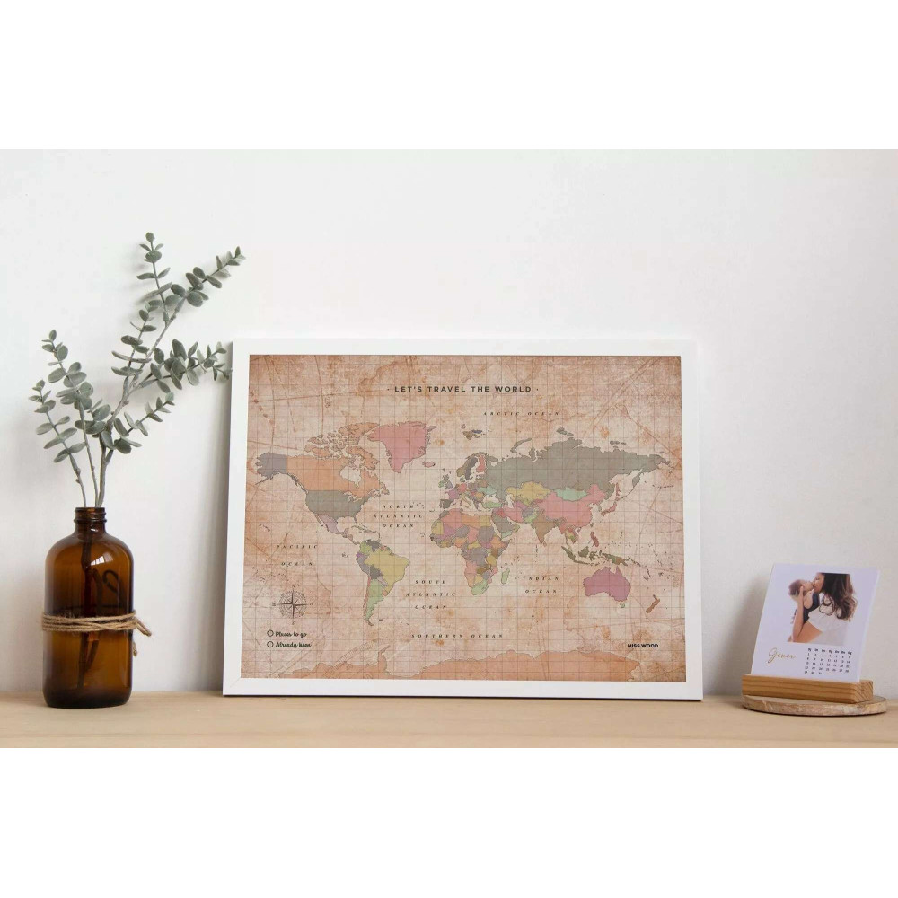 Carte du Monde en Liège avec Cadre pour Voyageurs, M