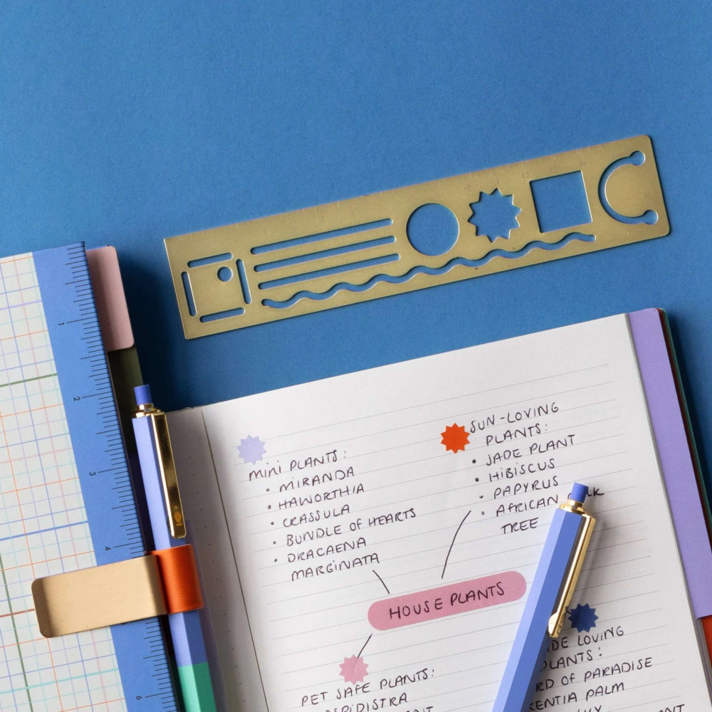 Règle, pochoir, marque page design