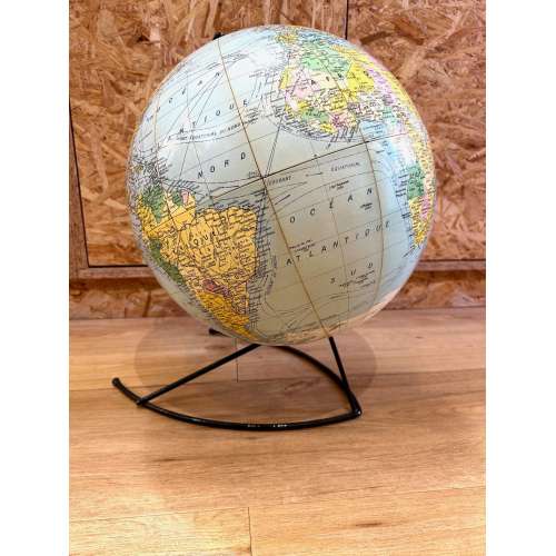 Globe Terrestre Girard et Barrere, Belle brocante