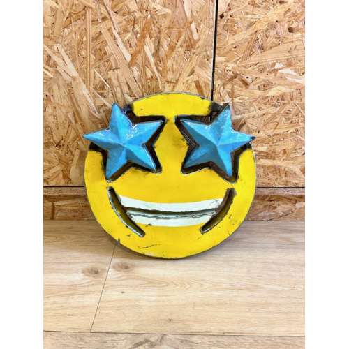 Emoticône en Métal recyclé, Incroyable, Fascinant
