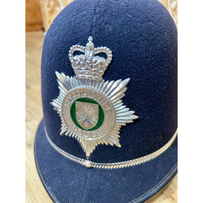 Casque de Bobby Authentique, Police Anglaise avec insign / ROSE BUNKER