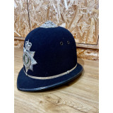 Casque de Bobby Authentique, Police Anglaise avec insign / ROSE BUNKER