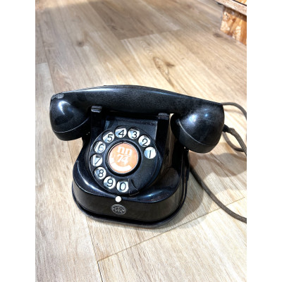 Téléphone vintage en bakélite noire – cadran rotatif