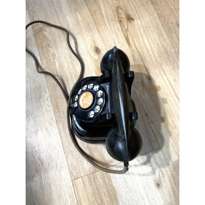 Téléphone Vintage en Bakélite Noire, Cadran Rotatif / ROSE BUNKER